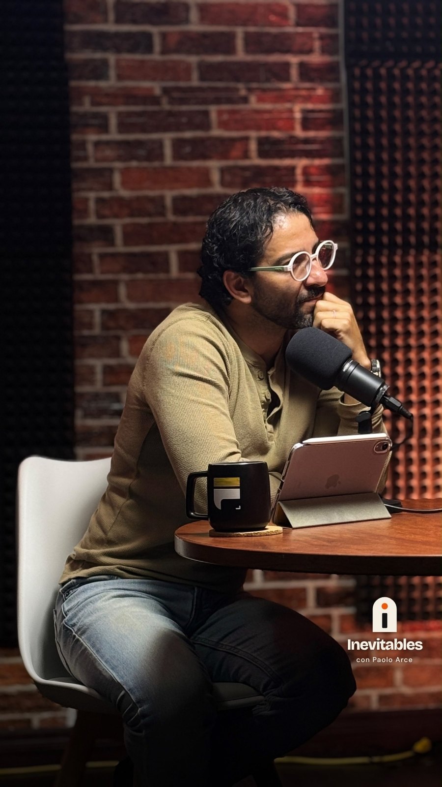 Paolo Arce grabando Inevitables